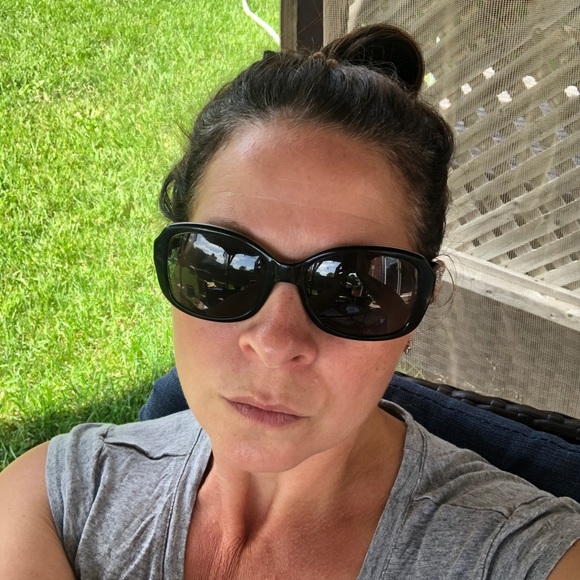 Meet your Posher, Ashleigh - Picture 1 of 1